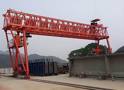 MGG Type road and bridge gantry cranes