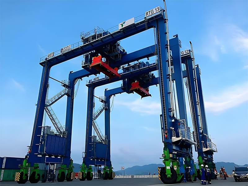 MG Type tire mounted container gantry cranes