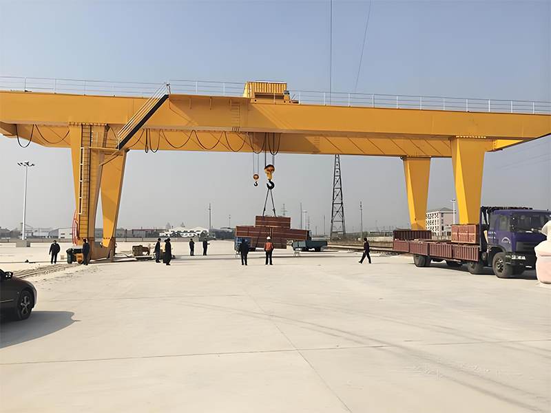 Rail  mounted  container  gantry  cranes